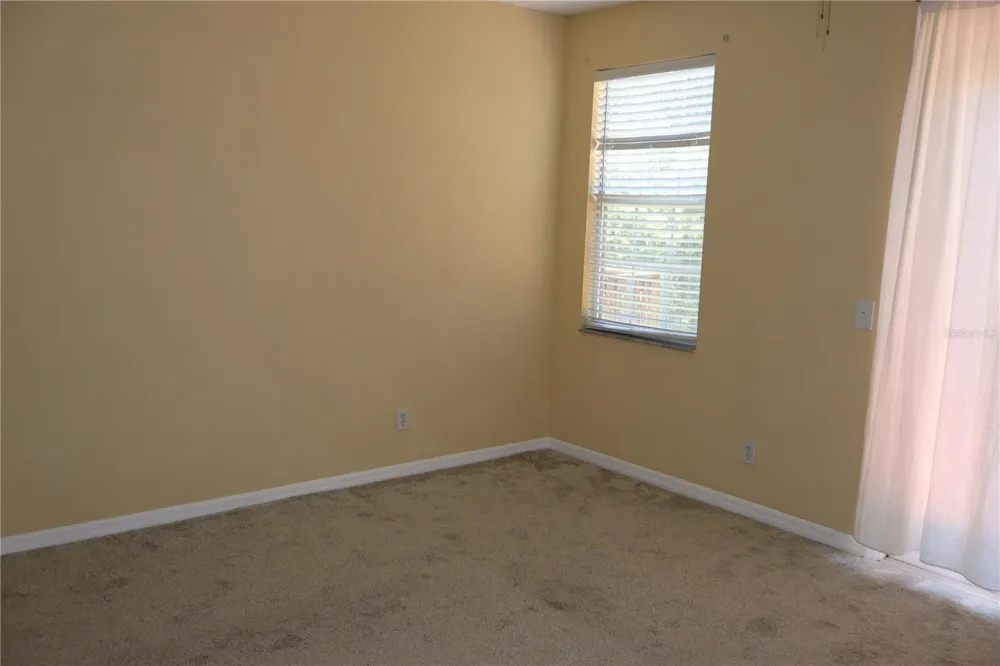 3019 POINTEVIEW DRIVE Tampa, FL 33611