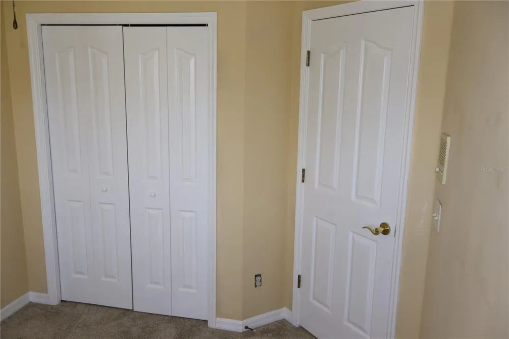 3019 POINTEVIEW DRIVE Tampa, FL 33611