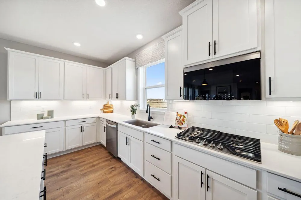 3796 Brookside Drive Chaska, MN 55318