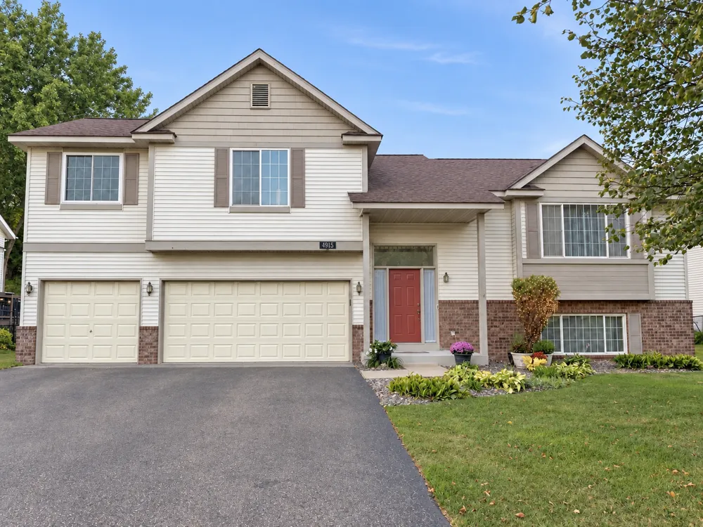 4915 193rd Street W Farmington, MN 55024