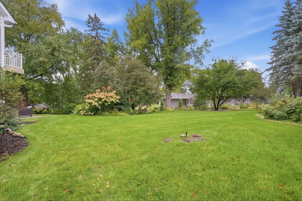 1851 South Lane Mendota Heights, MN 55118