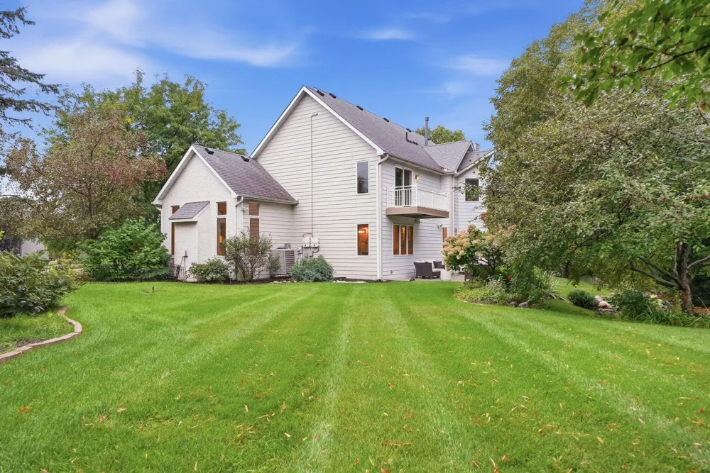 1851 South Lane Mendota Heights, MN 55118