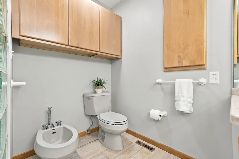 1851 South Lane Mendota Heights, MN 55118