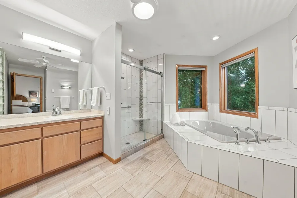 1851 South Lane Mendota Heights, MN 55118