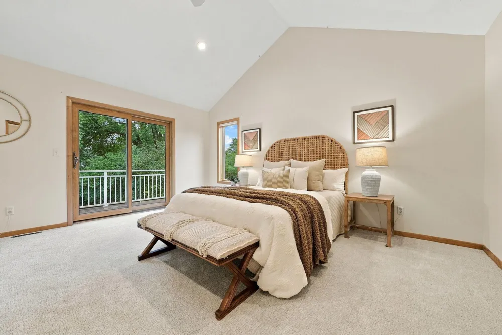 1851 South Lane Mendota Heights, MN 55118