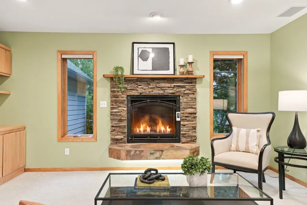 1851 South Lane Mendota Heights, MN 55118