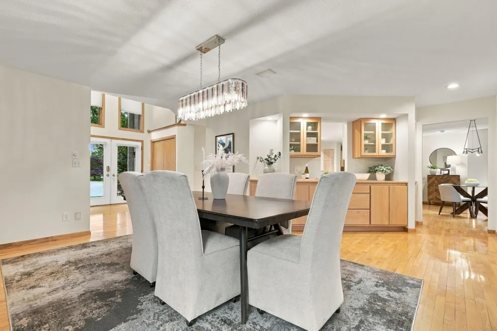 1851 South Lane Mendota Heights, MN 55118