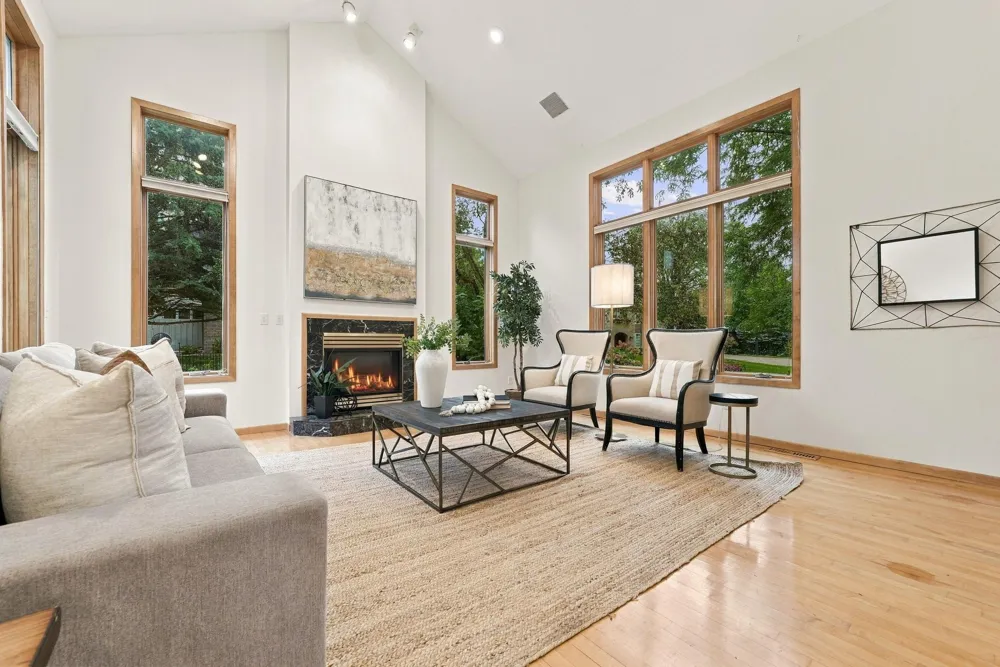 1851 South Lane Mendota Heights, MN 55118