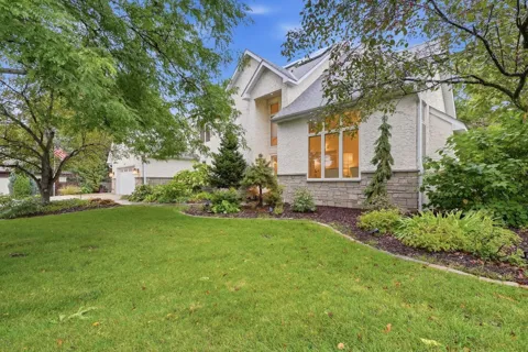 1851 South Lane