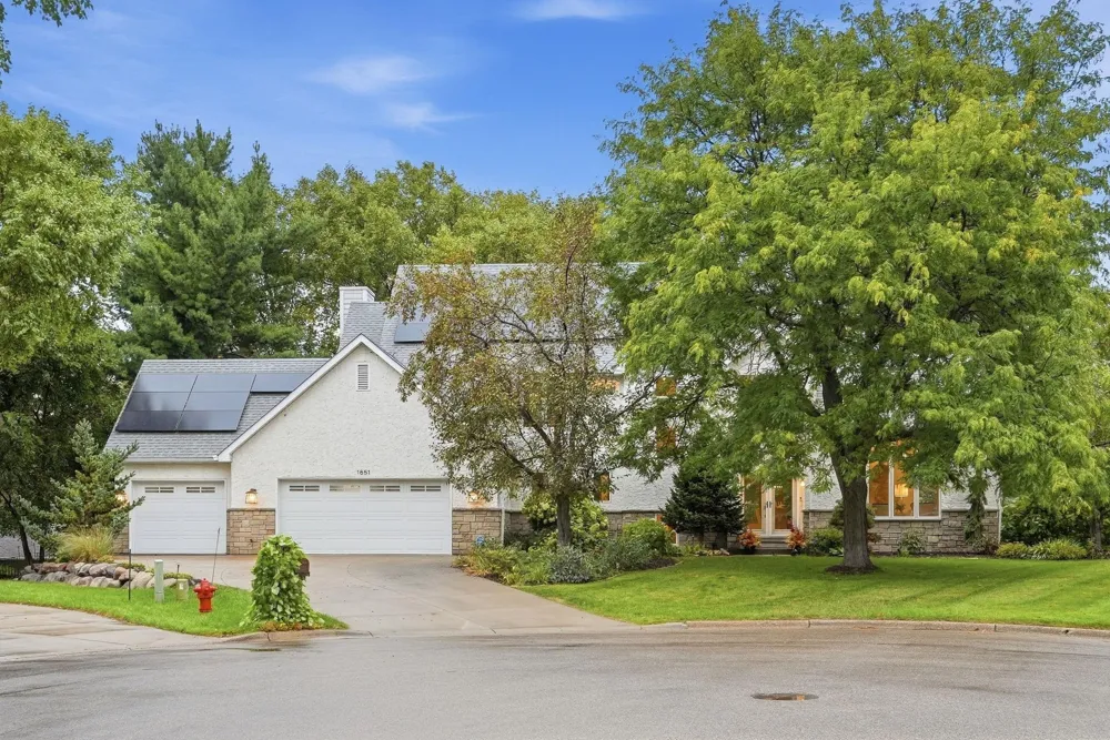 1851 South Lane Mendota Heights, MN 55118