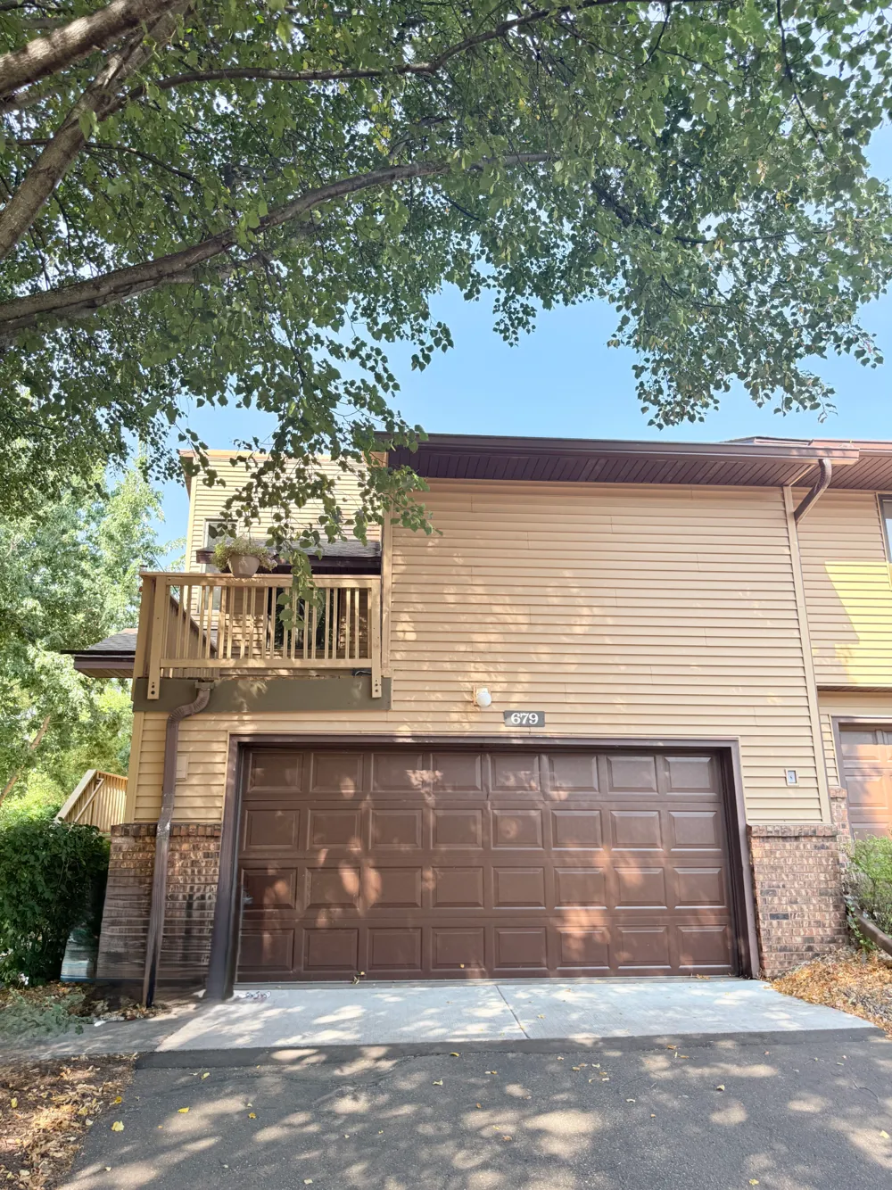 679 Dorland Road S Maplewood, MN 55119