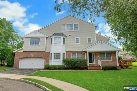 16 McManus Court 10