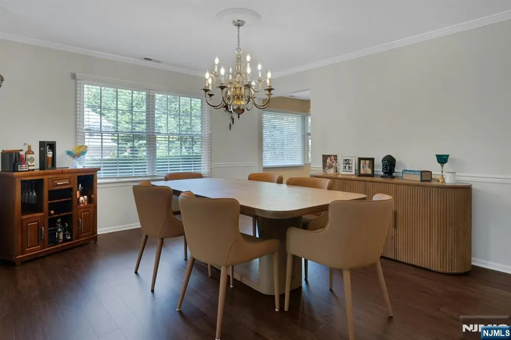 16 McManus Court 10 West Orange, NJ 07052