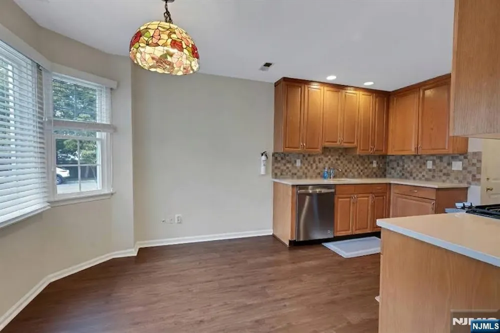 16 McManus Court 10 West Orange, NJ 07052