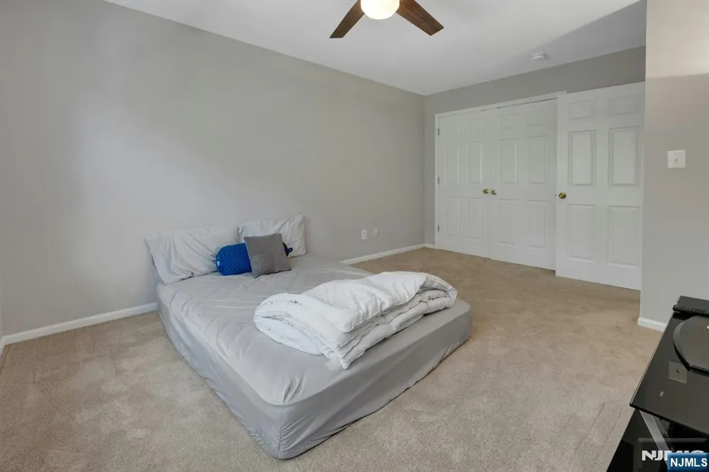 16 McManus Court 10 West Orange, NJ 07052