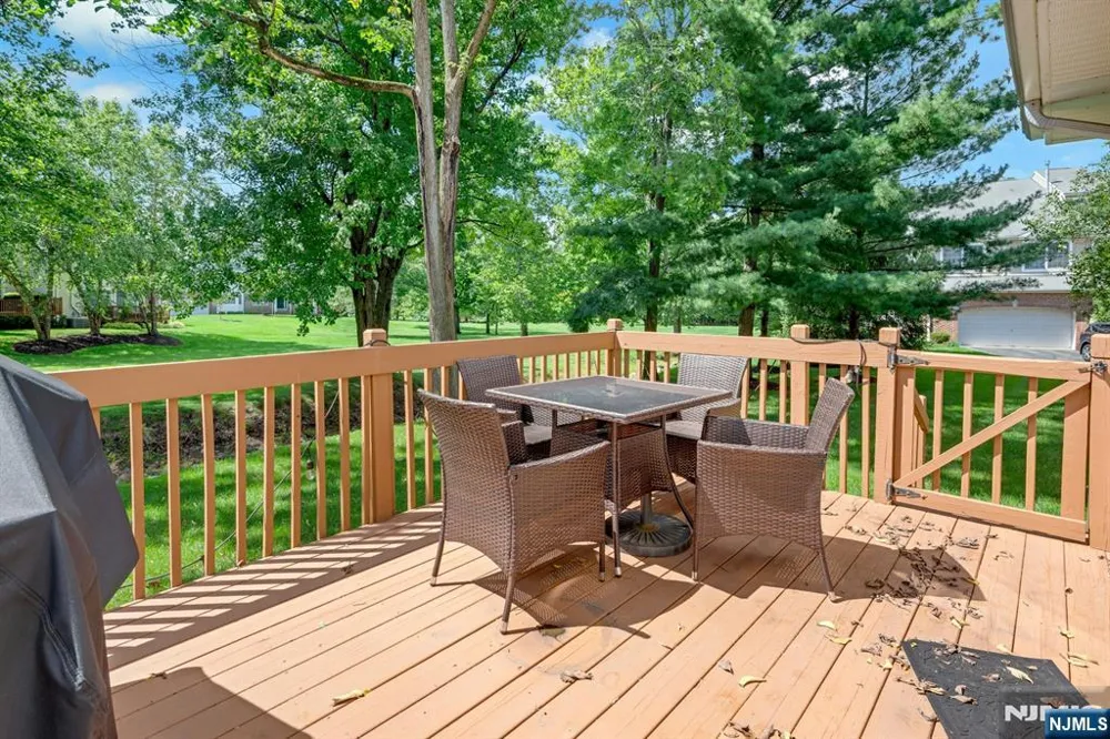 16 McManus Court 10 West Orange, NJ 07052