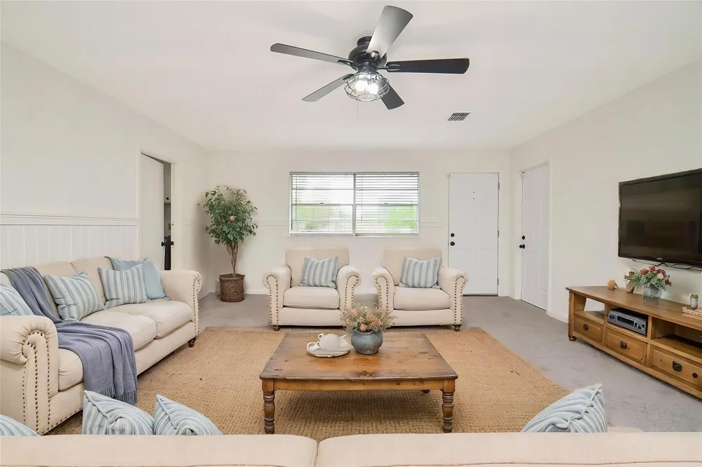9014 Langfield Road Houston, TX 77040