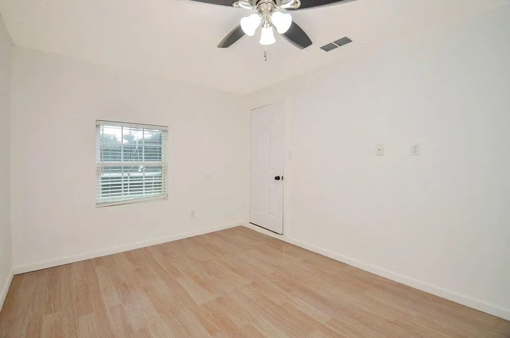 9014 Langfield Road Houston, TX 77040