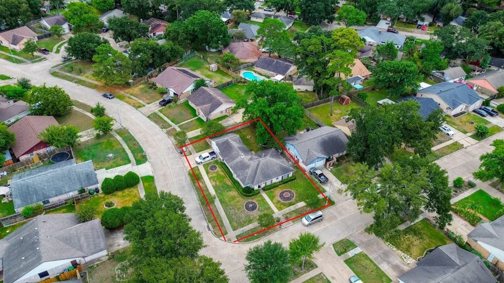 9014 Langfield Road Houston, TX 77040