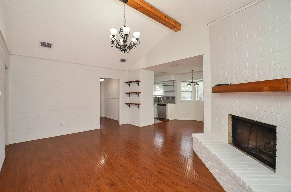 9014 Langfield Road Houston, TX 77040