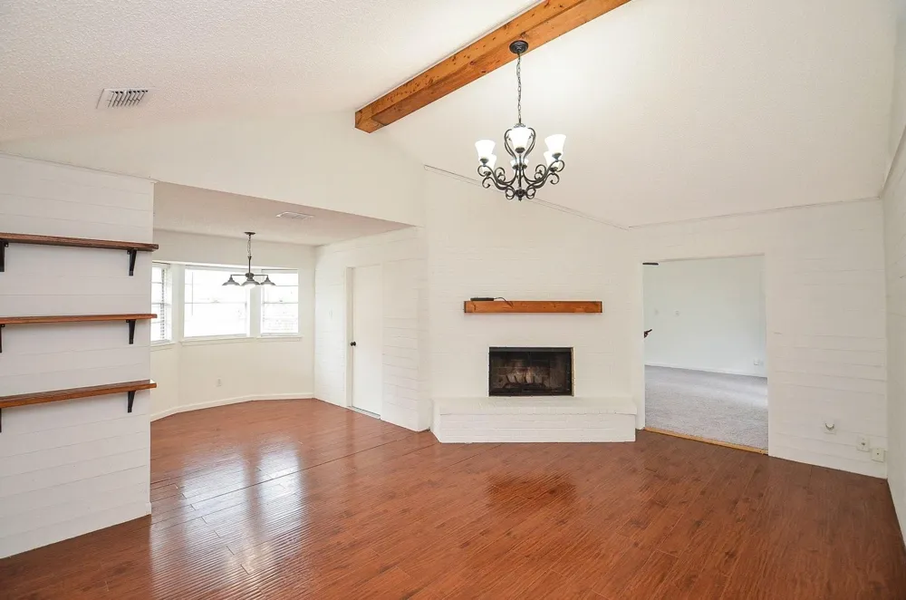 9014 Langfield Road Houston, TX 77040