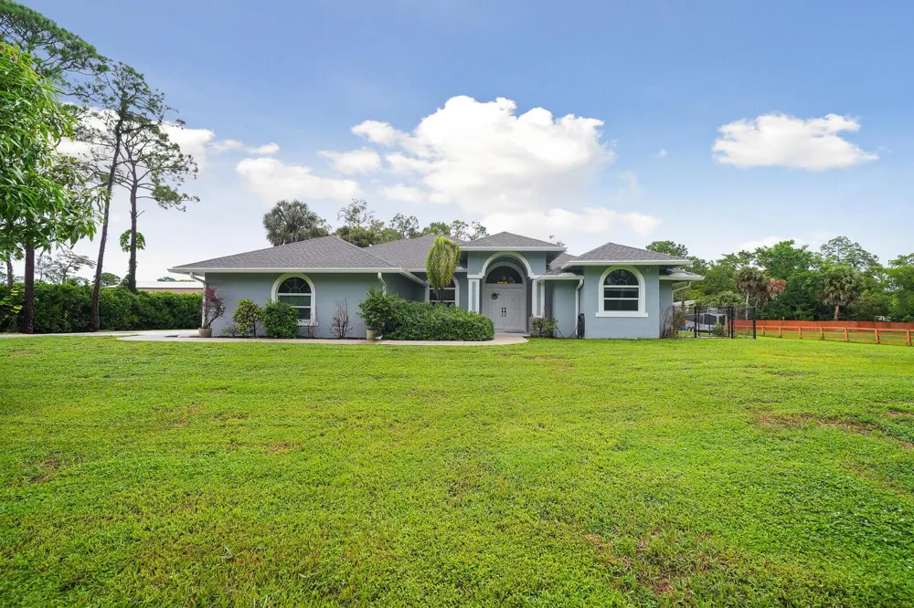 16395 E HIALEAH DRIVE E 