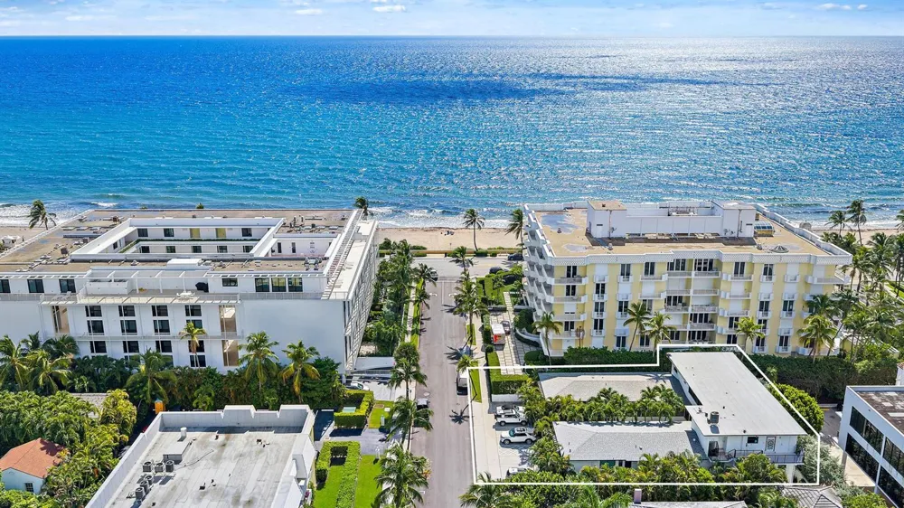 122 Peruvian Avenue #16 Palm Beach, FL 33480