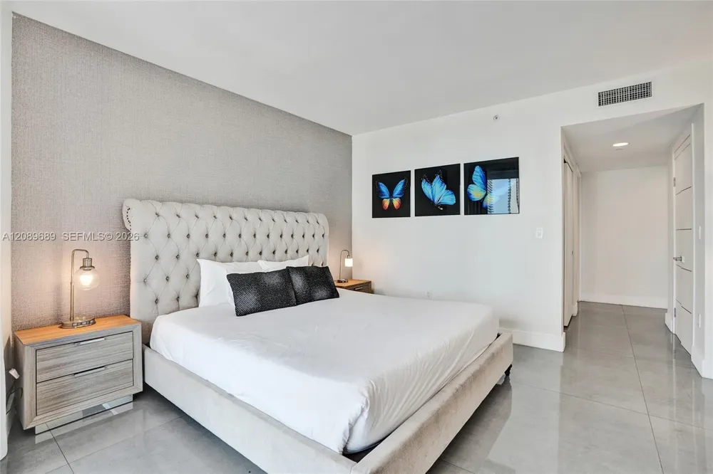 2600 E Hallandale Beach Blvd #T1002 Hallandale Beach, FL 33009