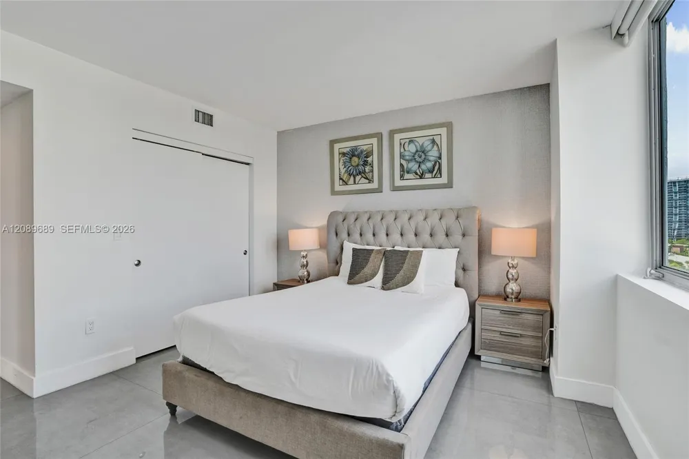 2600 E Hallandale Beach Blvd #T1002 Hallandale Beach, FL 33009