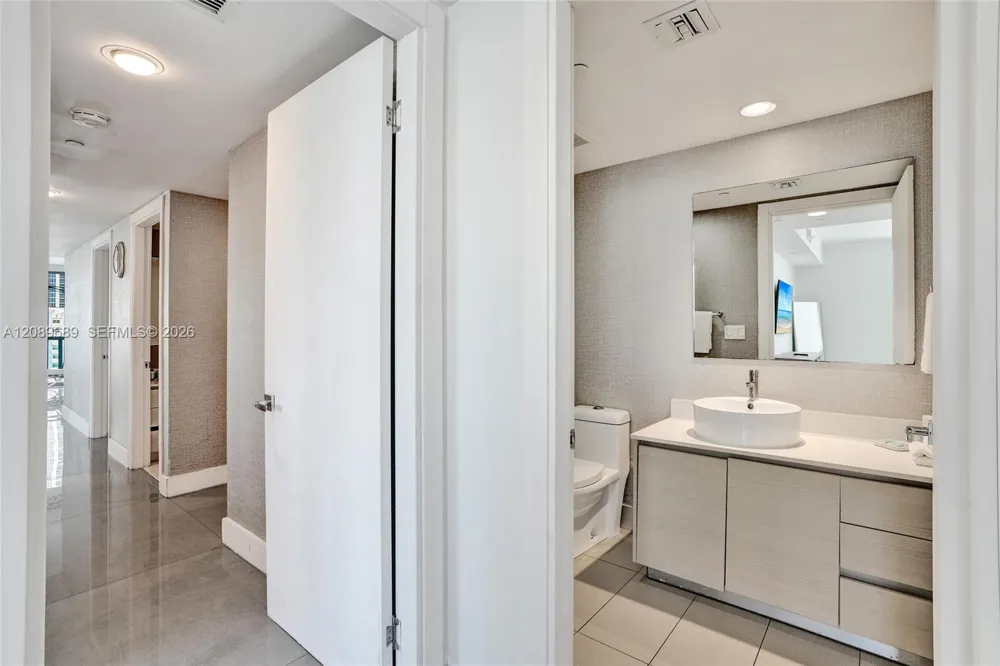 2600 E Hallandale Beach Blvd #T1002 Hallandale Beach, FL 33009