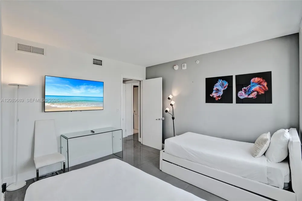 2600 E Hallandale Beach Blvd #T1002 Hallandale Beach, FL 33009
