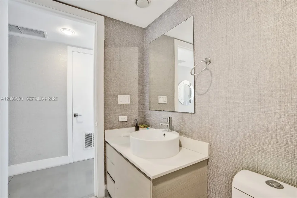 2600 E Hallandale Beach Blvd #T1002 Hallandale Beach, FL 33009