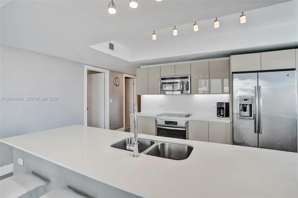 2600 E Hallandale Beach Blvd #T1002 Hallandale Beach, FL 33009