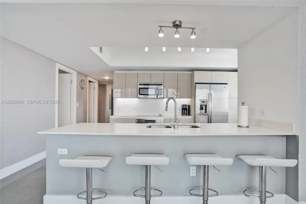 2600 E Hallandale Beach Blvd #T1002 Hallandale Beach, FL 33009