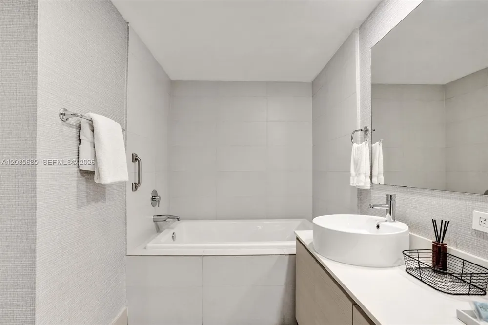 2600 E Hallandale Beach Blvd #T1002 Hallandale Beach, FL 33009