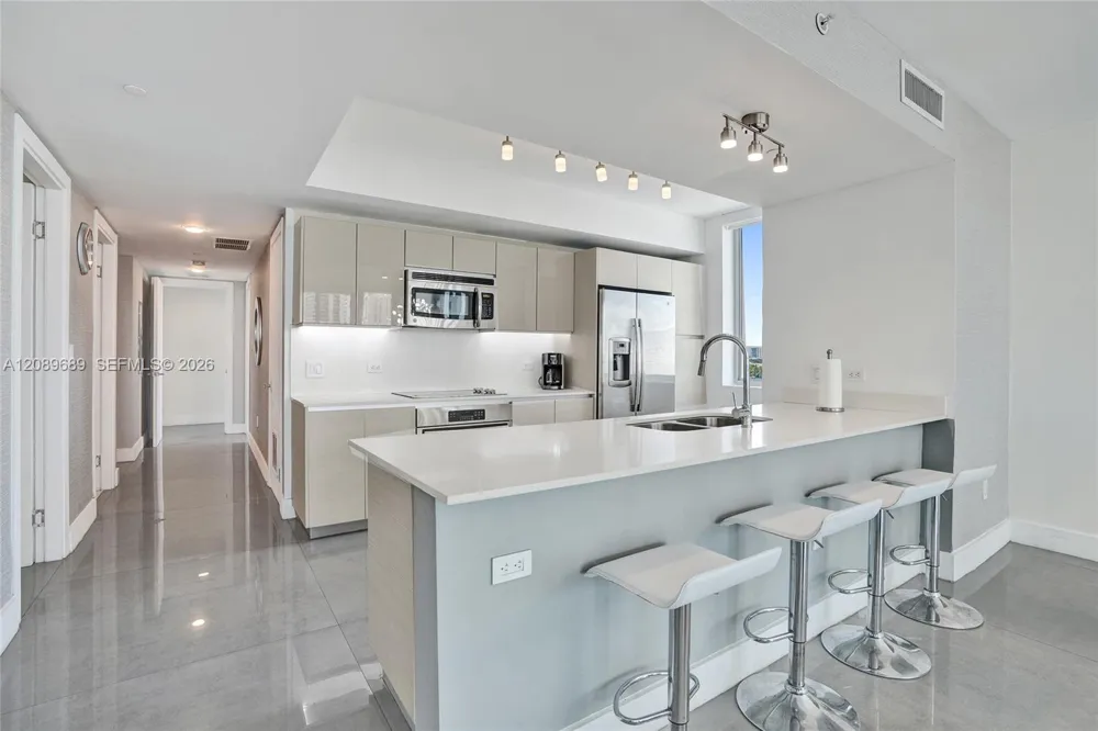 2600 E Hallandale Beach Blvd #T1002 Hallandale Beach, FL 33009