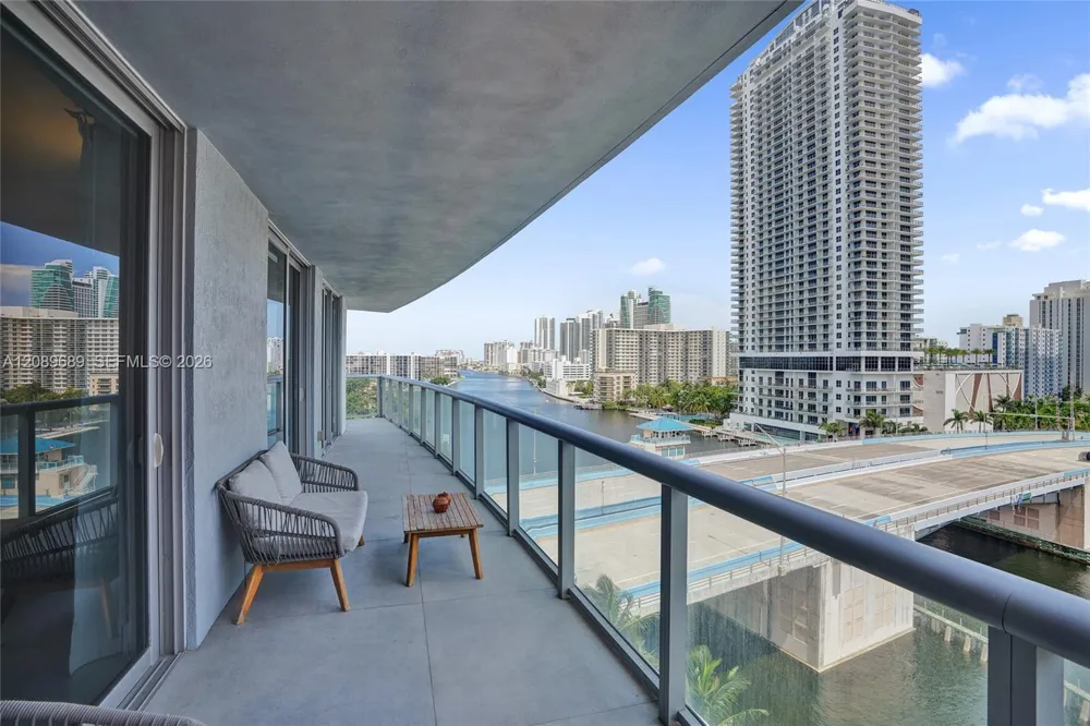 2600 E Hallandale Beach Blvd #T1002 Hallandale Beach, FL 33009