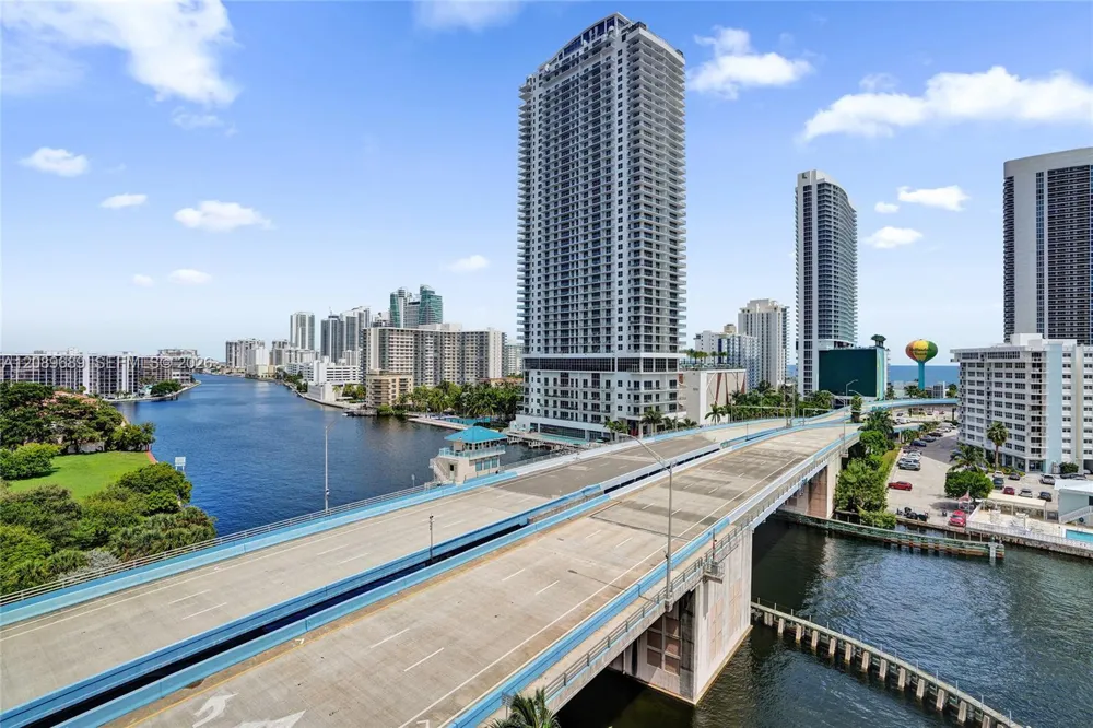 2600 E Hallandale Beach Blvd #T1002 Hallandale Beach, FL 33009