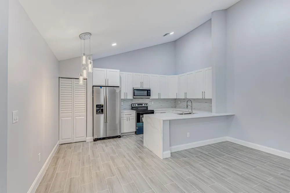 1240 SUMMIT PLACE CIRCLE #D West Palm Beach, FL 33415