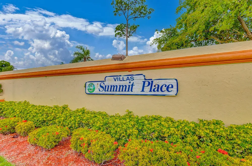 1240 SUMMIT PLACE CIRCLE #D West Palm Beach, FL 33415