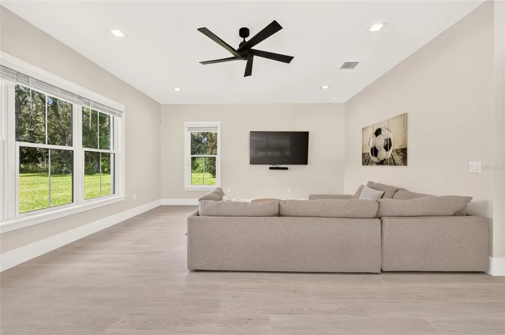 1060 SE 52ND COURT ocala, FL 34471