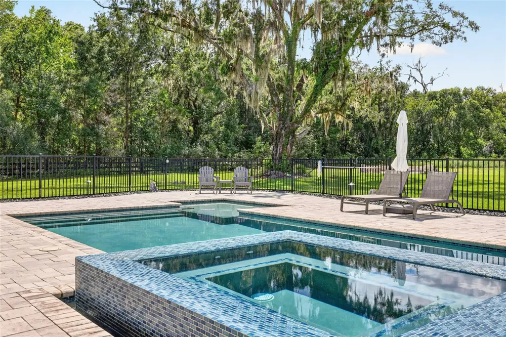 1060 SE 52ND COURT ocala, FL 34471