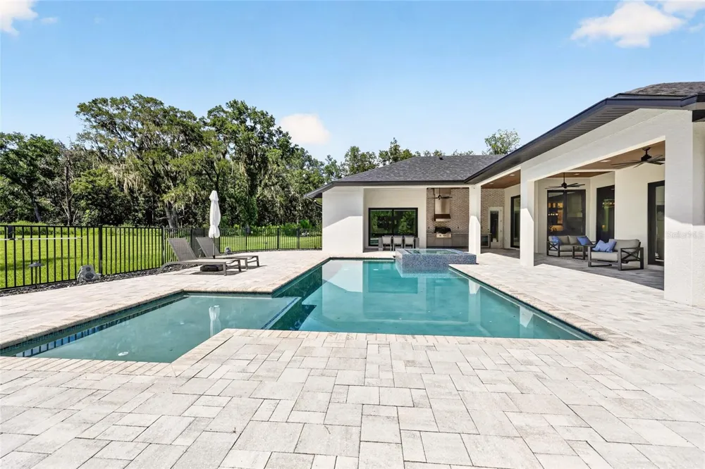 1060 SE 52ND COURT ocala, FL 34471