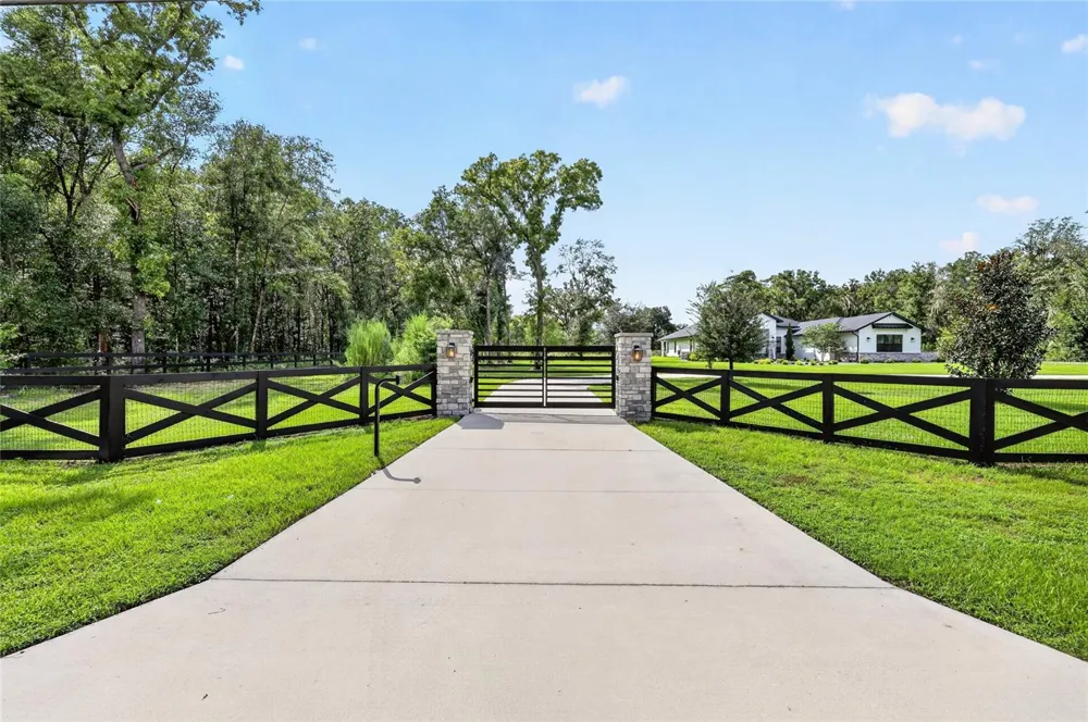1060 SE 52ND COURT ocala, FL 34471