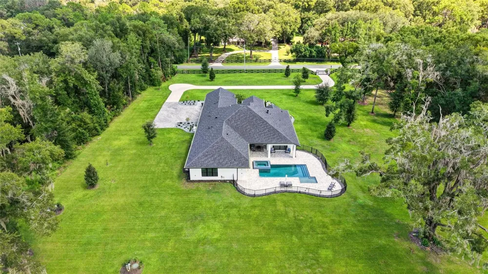 1060 SE 52ND COURT ocala, FL 34471