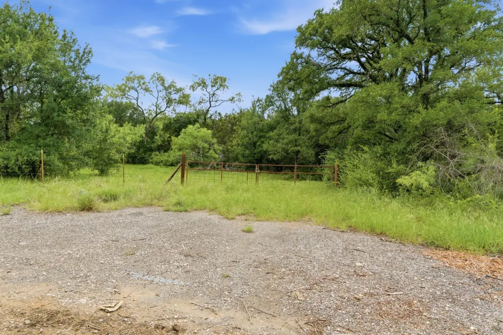 Dobbs Valley Road Millsap, TX 76066