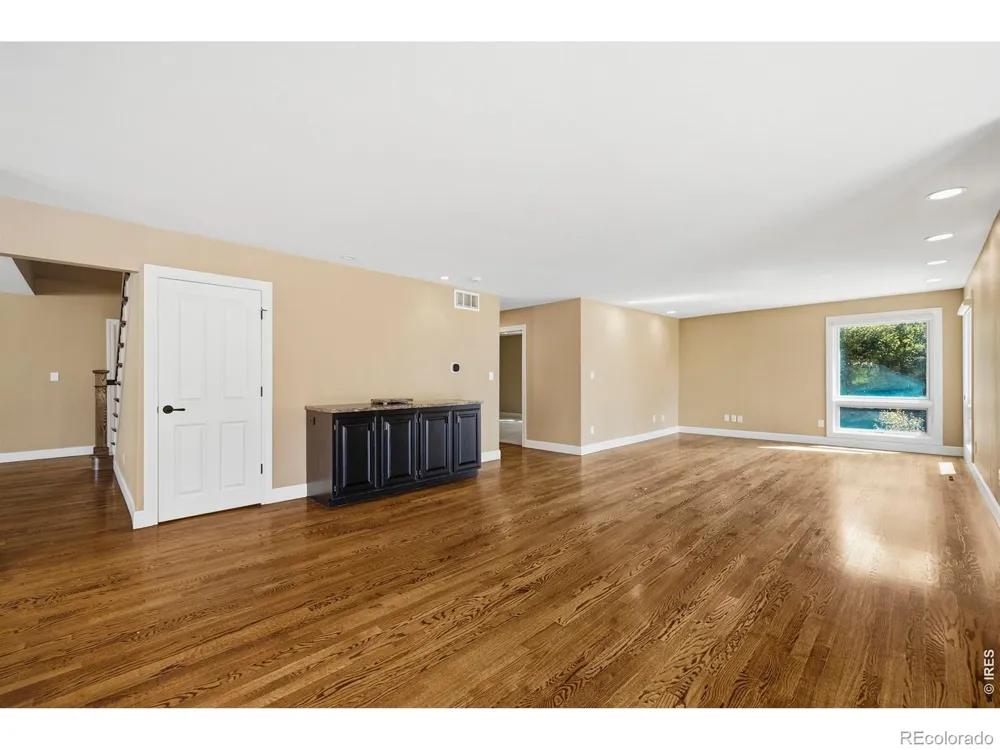 9004 Walker Road Niwot, CO 80503