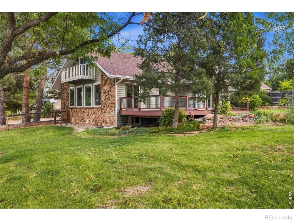 9004 Walker Road Niwot, CO 80503