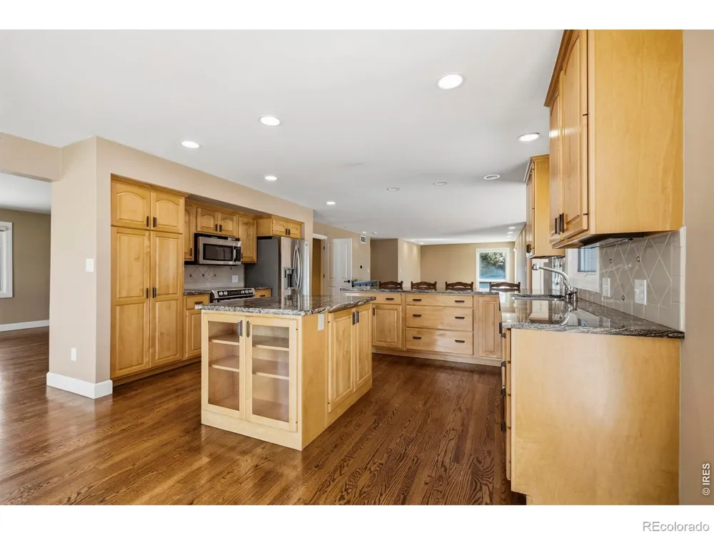 9004 Walker Road Niwot, CO 80503