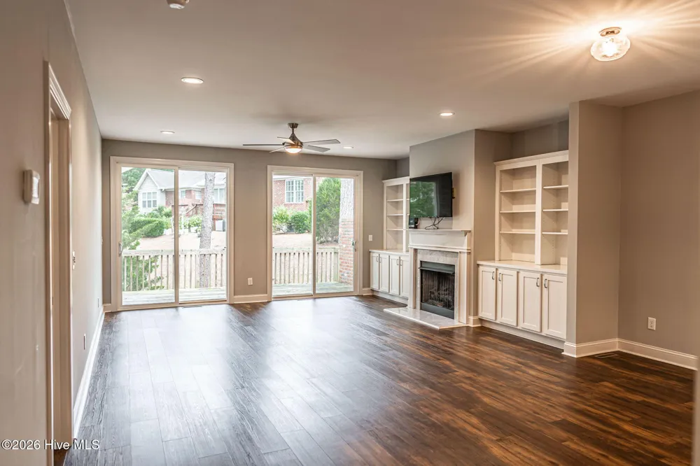 535 Lighthorse Circle Aberdeen, NC 28315